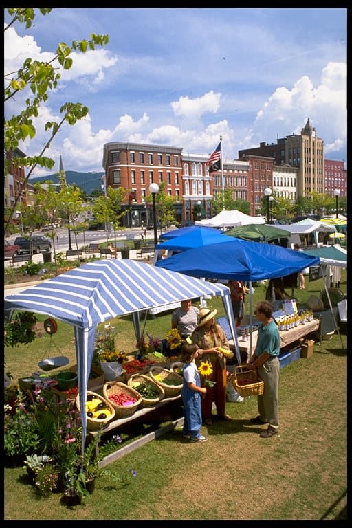 Vermont Farmers Market- Rutland