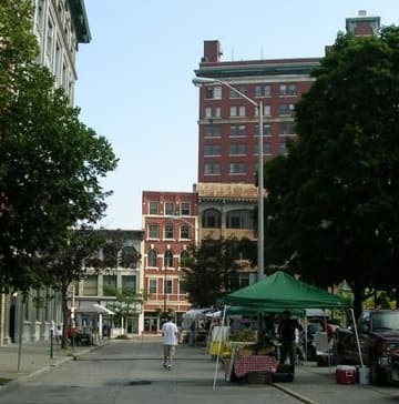 Downtown Binghamton Farmers' Market