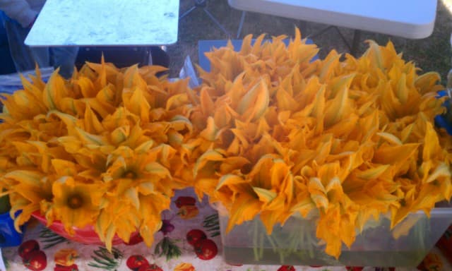 Lents International Farmers Market