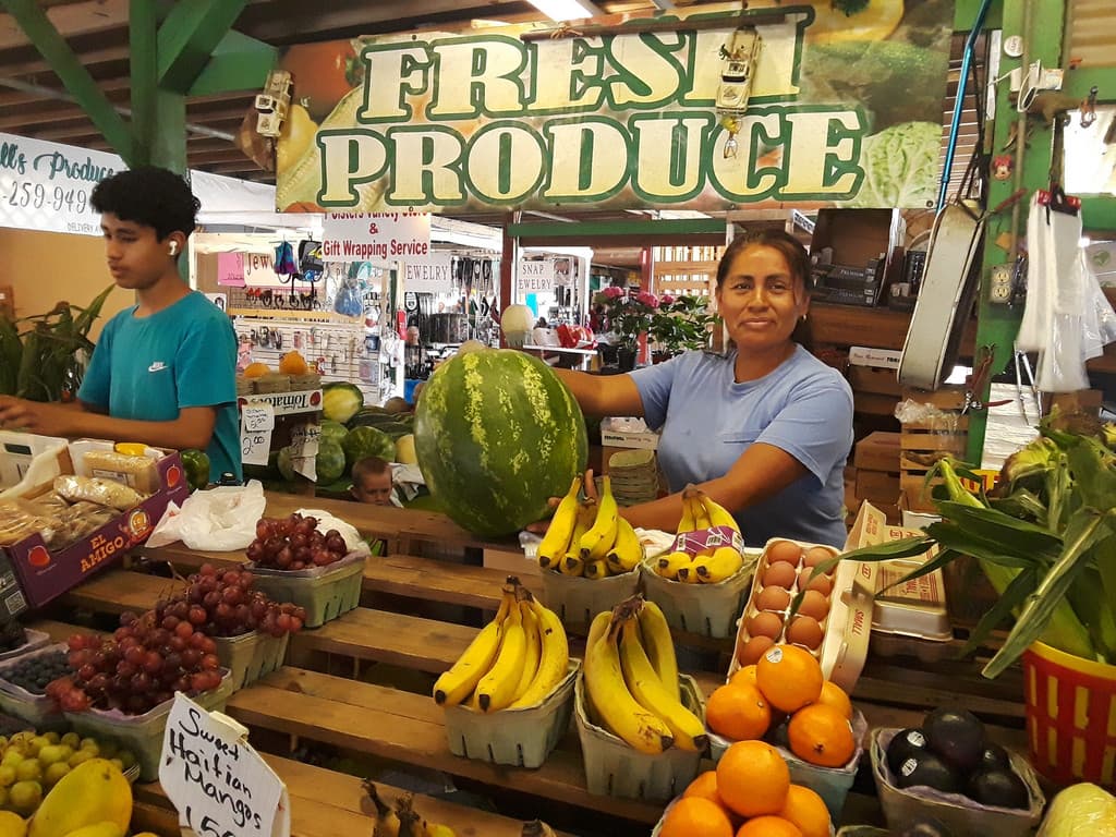 International Market World