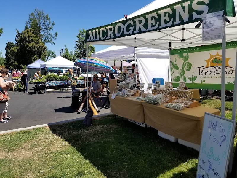 Rogue Valley Growers and Crafters Market-Thursday Medford Farmers Market