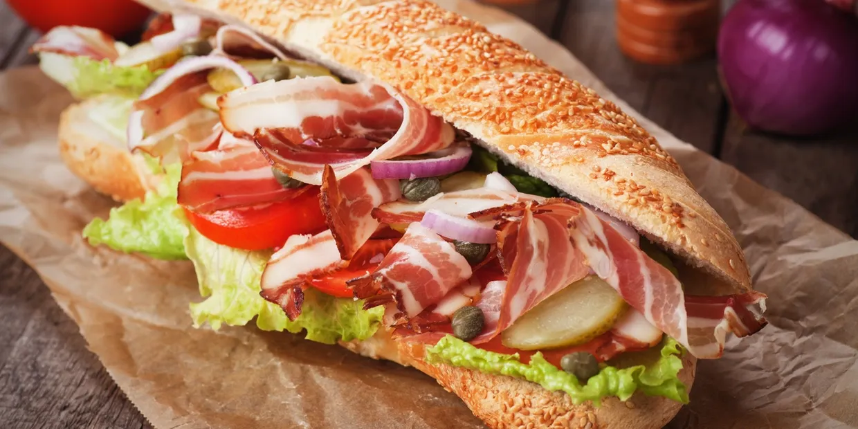 Mazza's Market and Coffee House