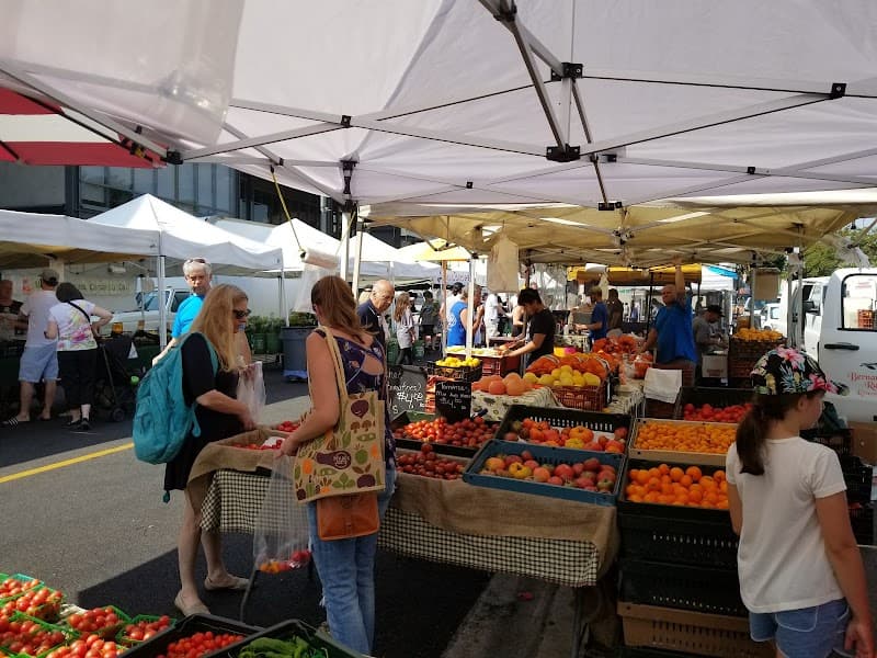 Beverly Hills Farmers Market