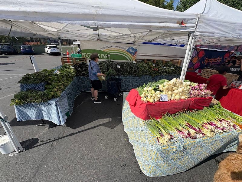 Madrona Farmers Market