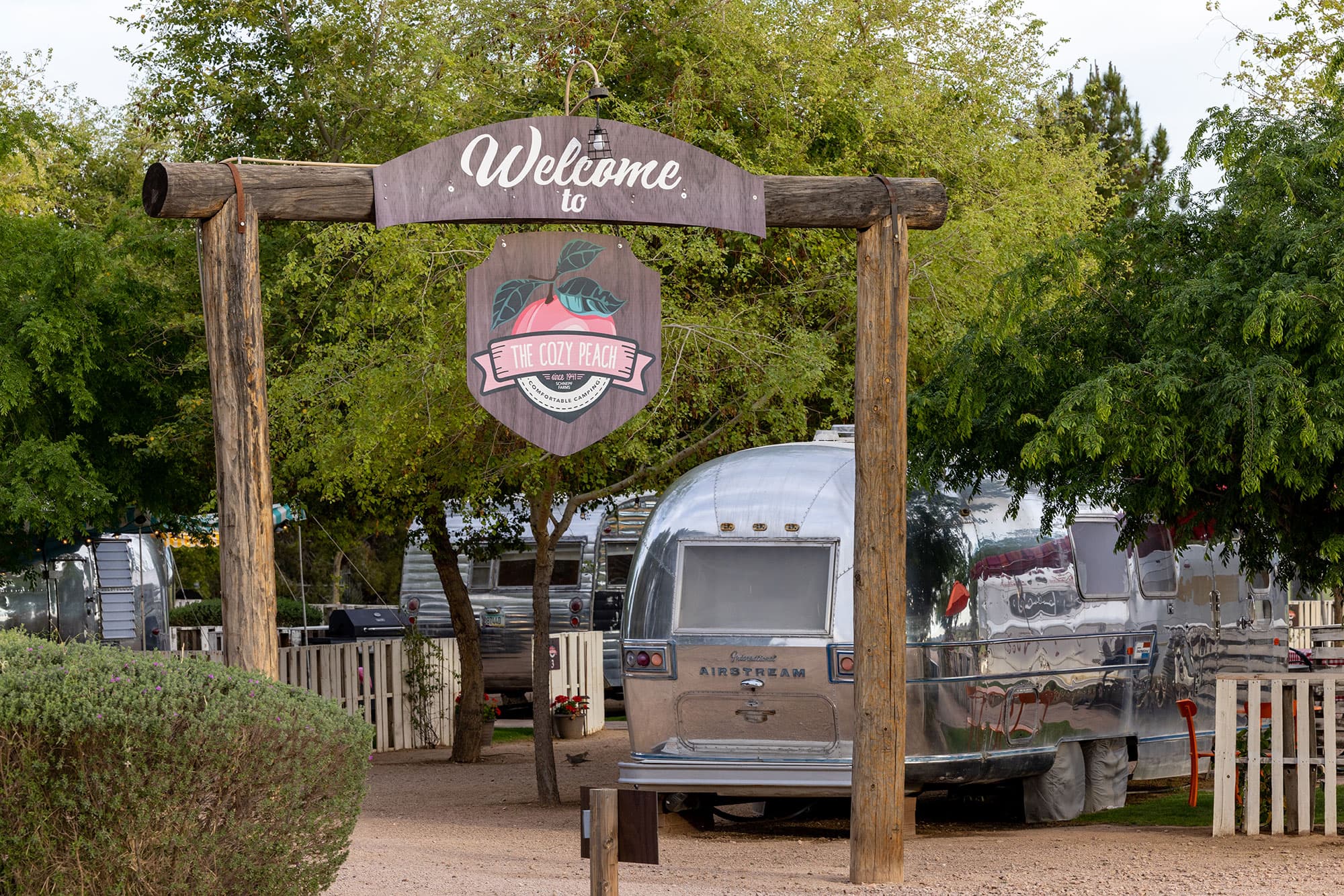 The Cozy Peach at Schnepf Farms