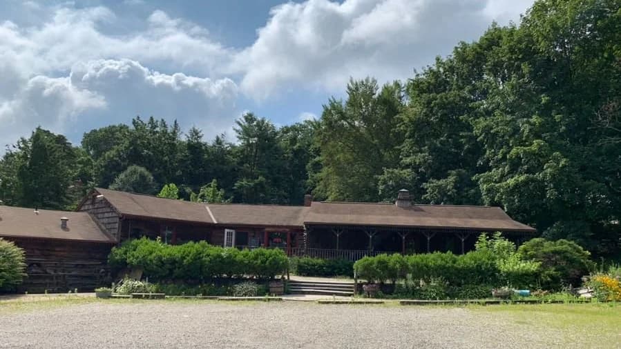 Oronoque Farms Gift & Bakery