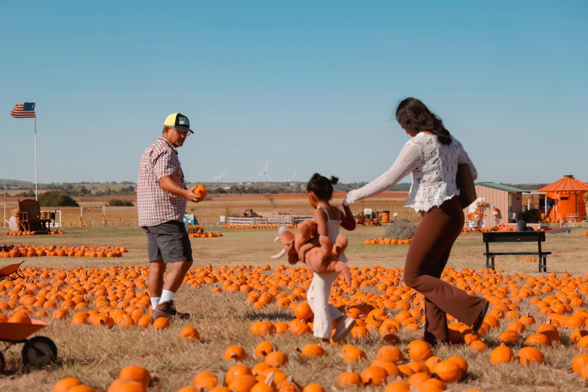 Jahn's Pumpkin Hill Opening 9/26/25 @ 10 am!!